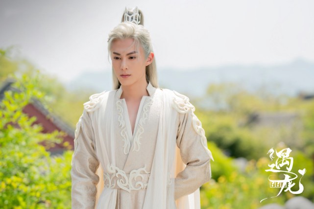 阵容IP太紧张！连小游戏都被改编成电视剧，《遇龙》面临三道难关